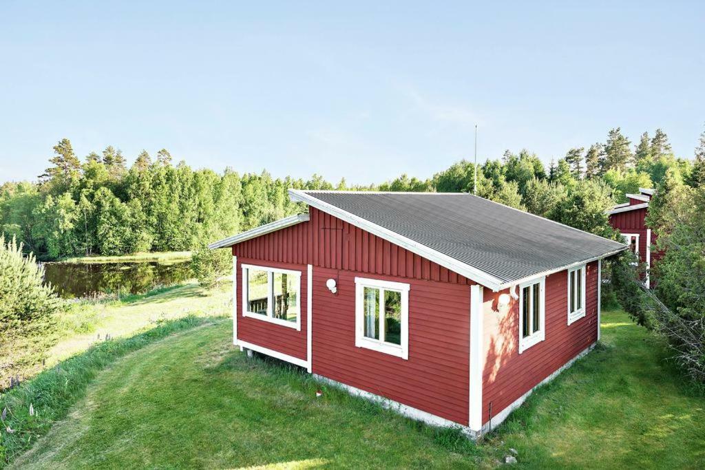 Alebro Stugby Hotel Norrhult Exterior photo
